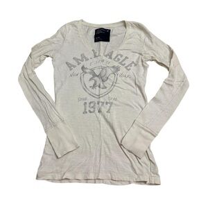 American Eagle Cream Long Sleeve Tee